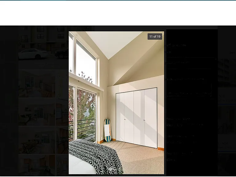 4333 9th Ave NE #B — Photo 2