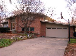 1128 Idema Dr SE, East Grand Rapids, MI