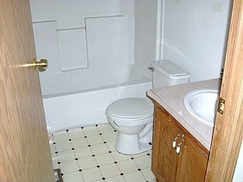 2nd image of 4068 Kendrick St