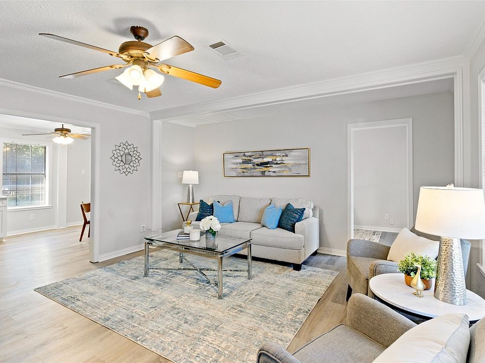 1st image of 169 Prairie Creek Cir