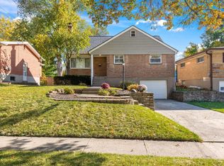 568 Covedale Ave, Cincinnati, OH