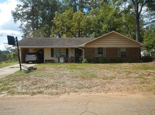 519 Jenkins St, Camden, AR 71701