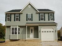 2nd image of 1437 Goodwood Ave