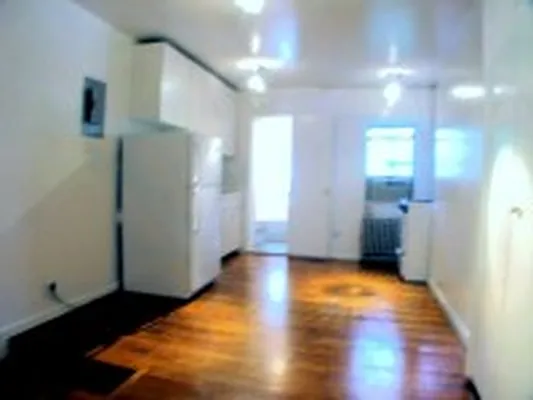 Rented by DSA Realty | media 44