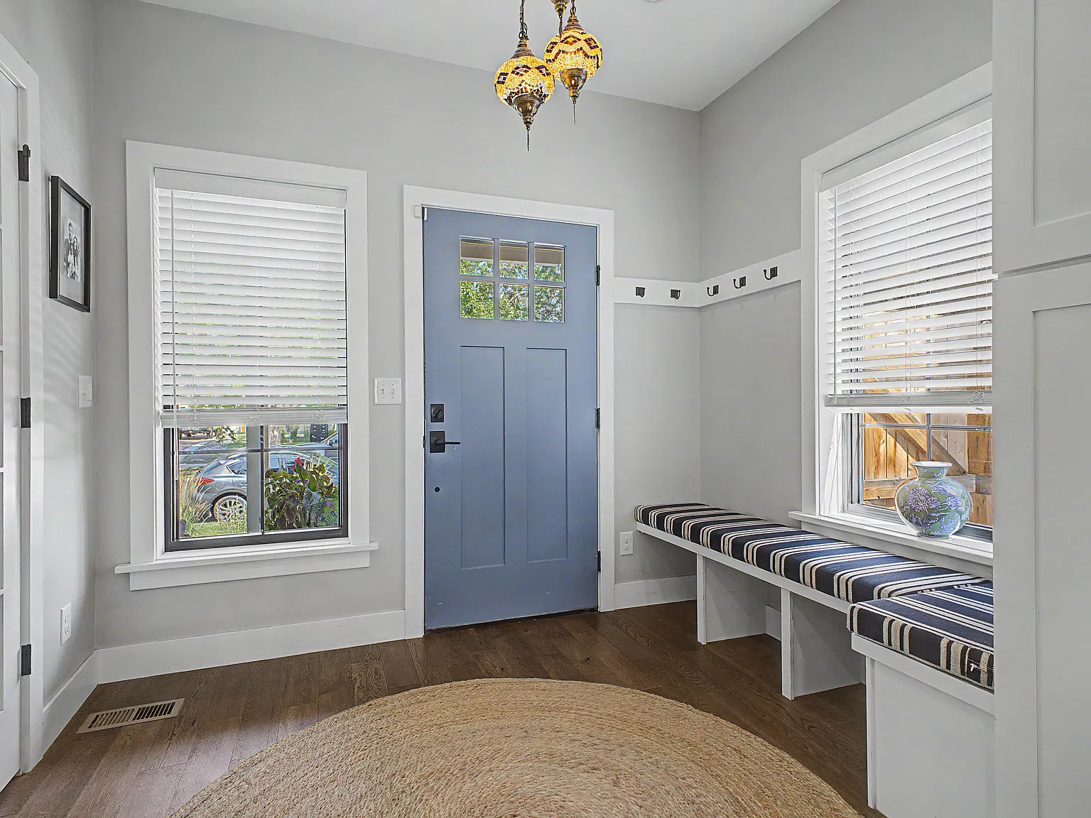 4 bed, 3.5 bath, 2700 sqft, $5,800 — Photo 3
