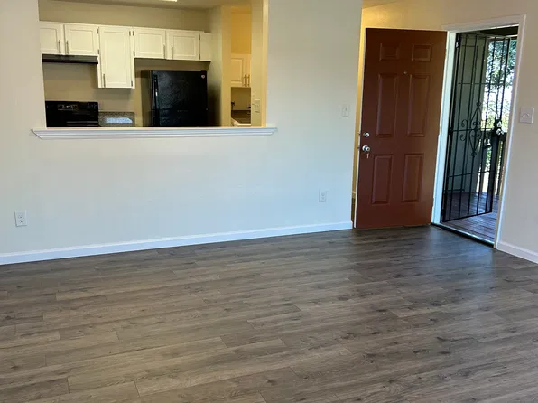 560 Winchester St APT 10, Vallejo, CA 94590