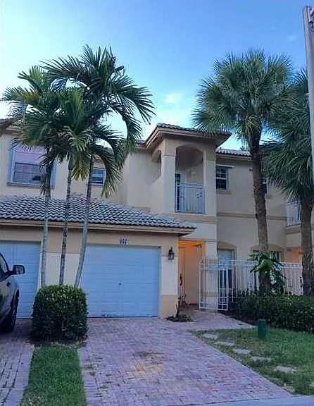 657 NW 170th Ter — Photo 1