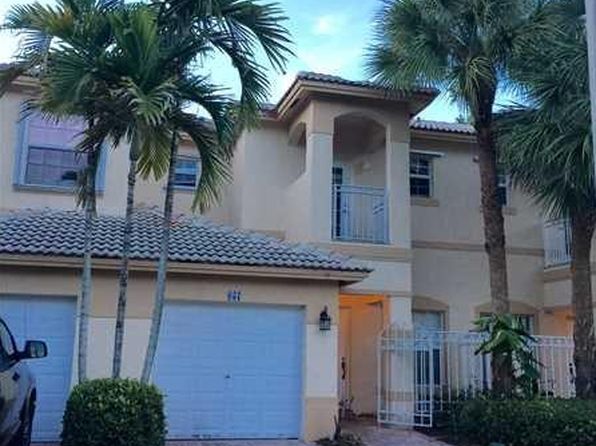 657 NW 170th Ter