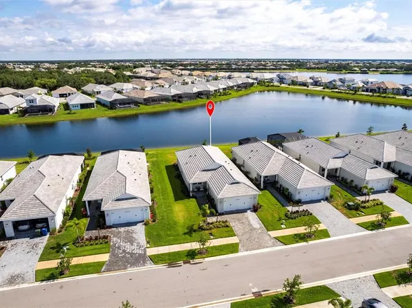 8148 Sternway Rd, Sarasota, FL 34240