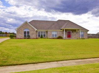 179 Christmas Dr, Atoka, TN 38004