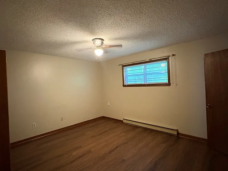 1007 Cedar St — Photo 10