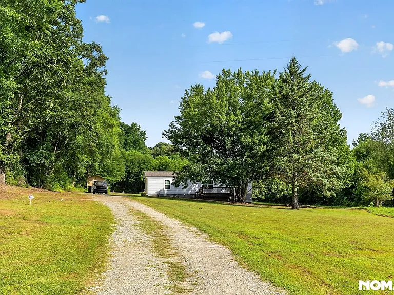 1431 W Ridgeway Rd — Photo 6