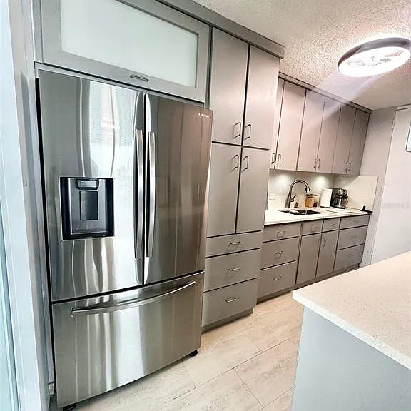 1261 Luis Vigoreaux Ave #18D — Photo 9