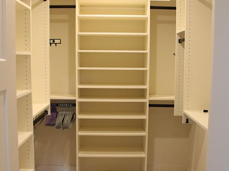 1401 Lillian St — Photo 11
