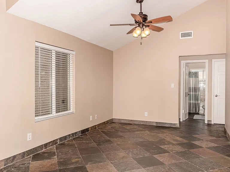 11115 E Mercer Ln — Photo 6