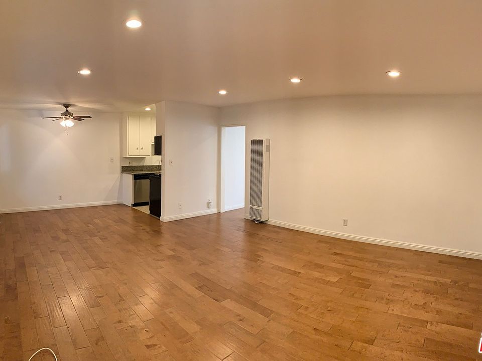 1st image of 1012 Hill St #3