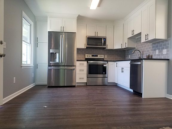 3rd image of 2801 Brightwood Ave