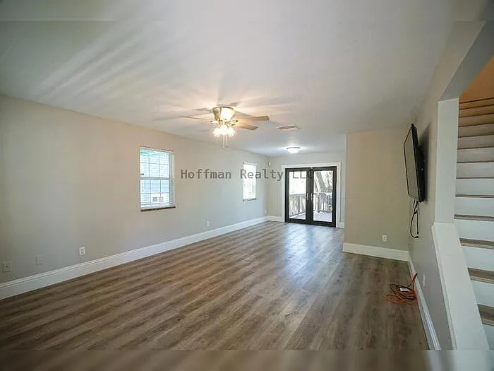 317 W Hanlon St — Photo 5