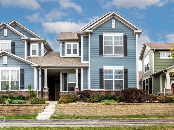 7116 Cherry Creek Blvd, Carmel, IN 46033