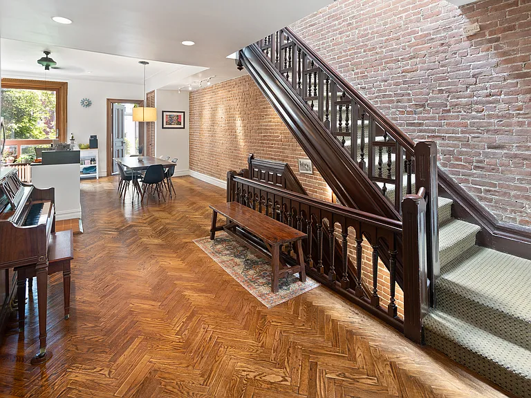 38 W 95th St #2 — Photo 2