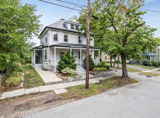 28 Berkeley Ave, Lowell, MA 01852
