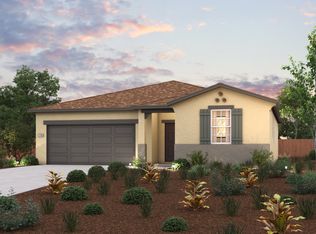 1781 W Graham St, Hanford, CA 93230