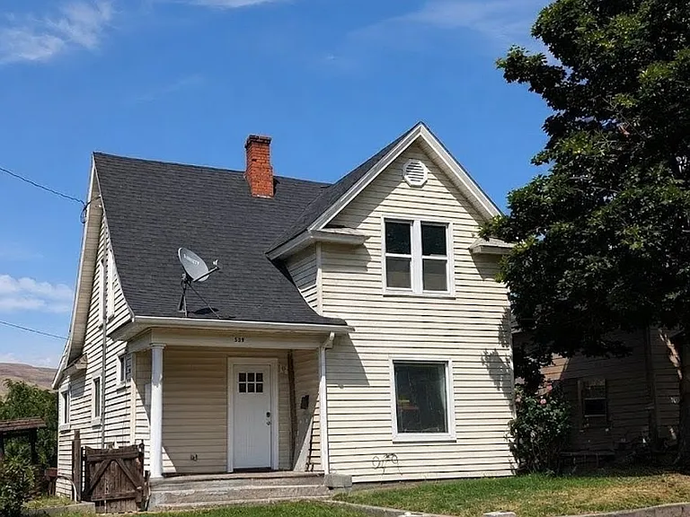 539 Park St — Photo 3
