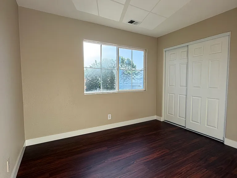 8922 Del Rio Cir — Photo 37