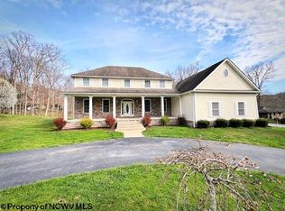 581 Gaston Manor Rd, Jane Lew, WV 26378