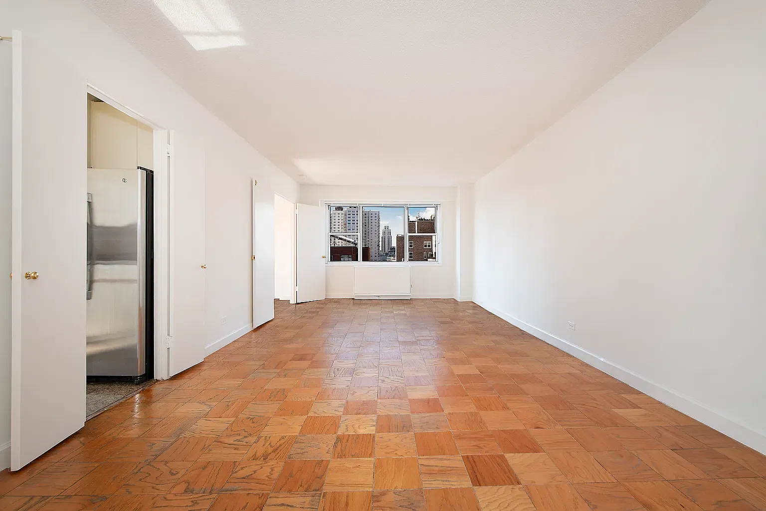 1520 York Avenue — Photo 2
