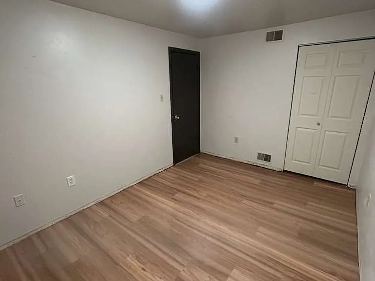 5401 Wilson Ct — Photo 7
