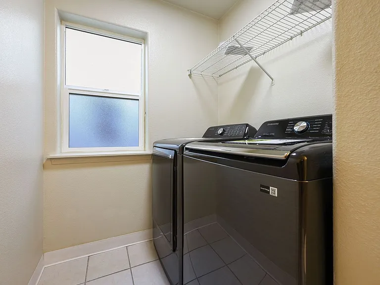 12564 SE Ramona St — Photo 35