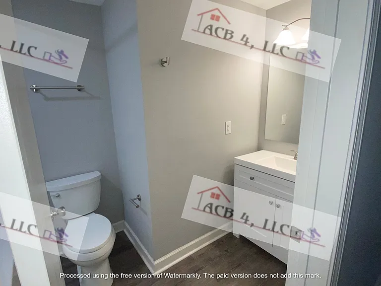 8733 Starlight Ln — Photo 10
