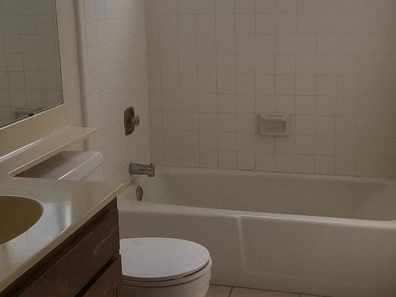 4th image of 735 E Dana Ave APT 201