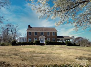 535 N Washington St, Rutherfordton, NC 28139