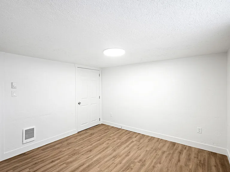 781 S 1800 W #3 — Photo 15
