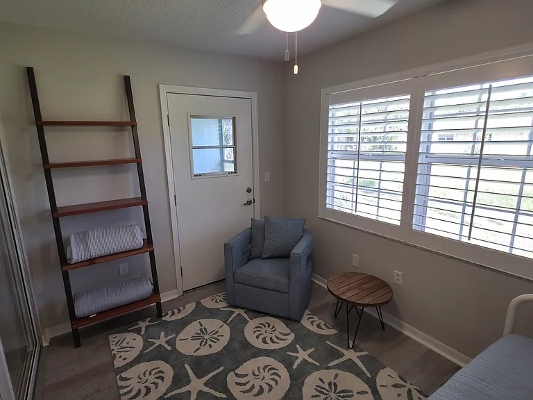 7042 Woodside Oaks Cir — Photo 16