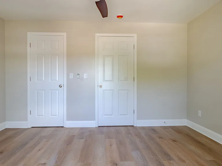 1345 N Olney St — Photo 29