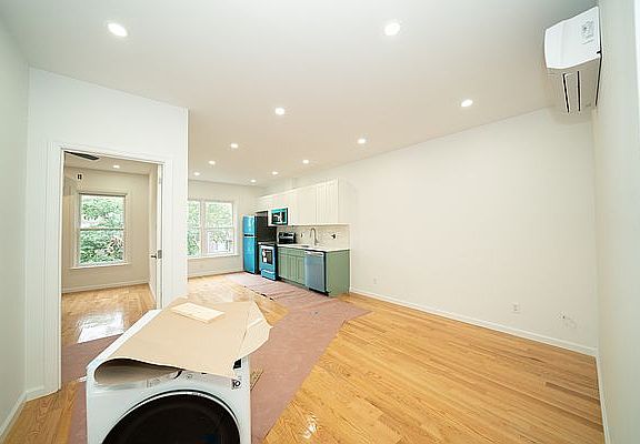 2nd image of 25-13 35th Ave #4