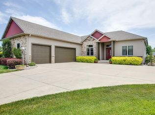 10200 Odell Ct, Granger, IN 46530