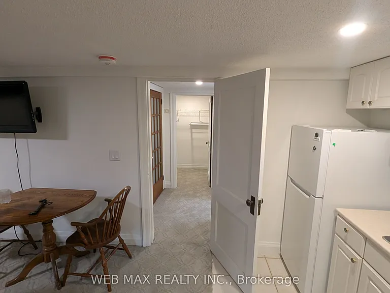 209 South Kingsway #1 — Photo 2