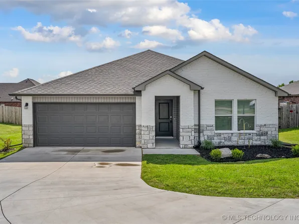 1833 Jefferson Rd, Bartlesville, OK 74006