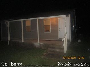 1123 Page Dr, Chipley, FL 32428