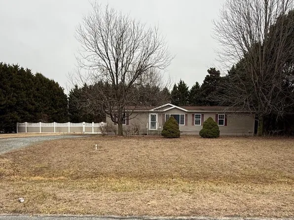 21 Cedar Crest Ln, Harrington, DE 19952