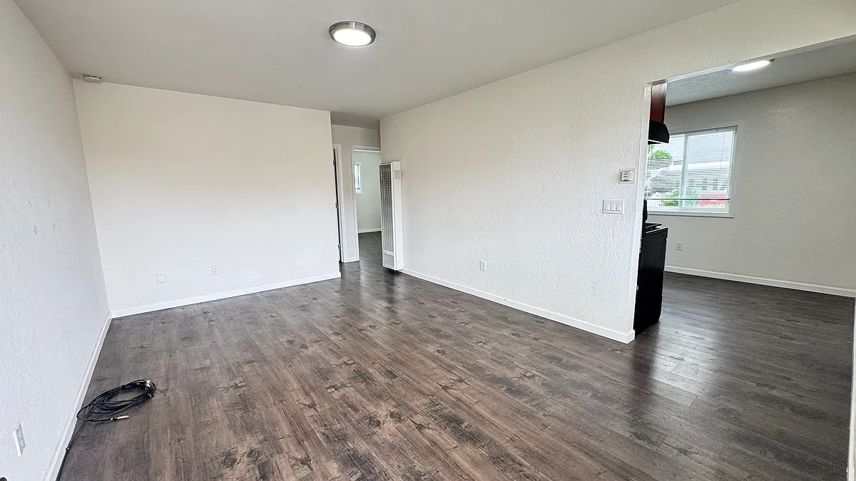 Building Photo - 43 Montecito Ave #2