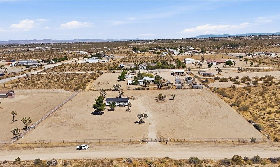 1st image of 12421 Desert View Rd