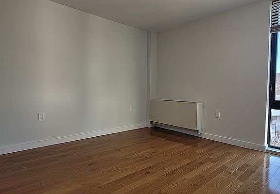 5th image of 29-14 Newtown Ave #4R