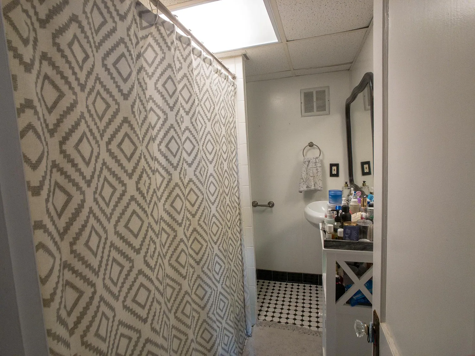 45 Irving St — Photo 4