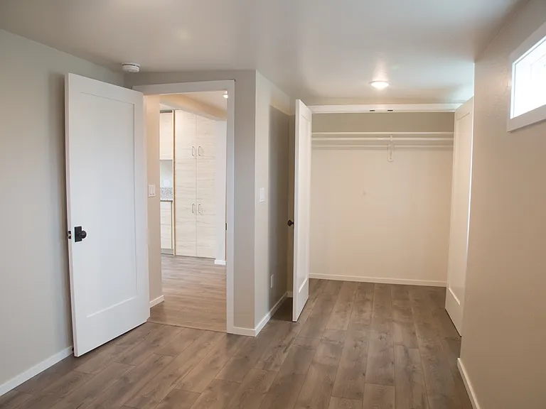 2811 Center St #B — Photo 7