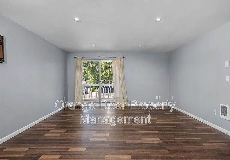 1613 Wheeler St S — Photo 15